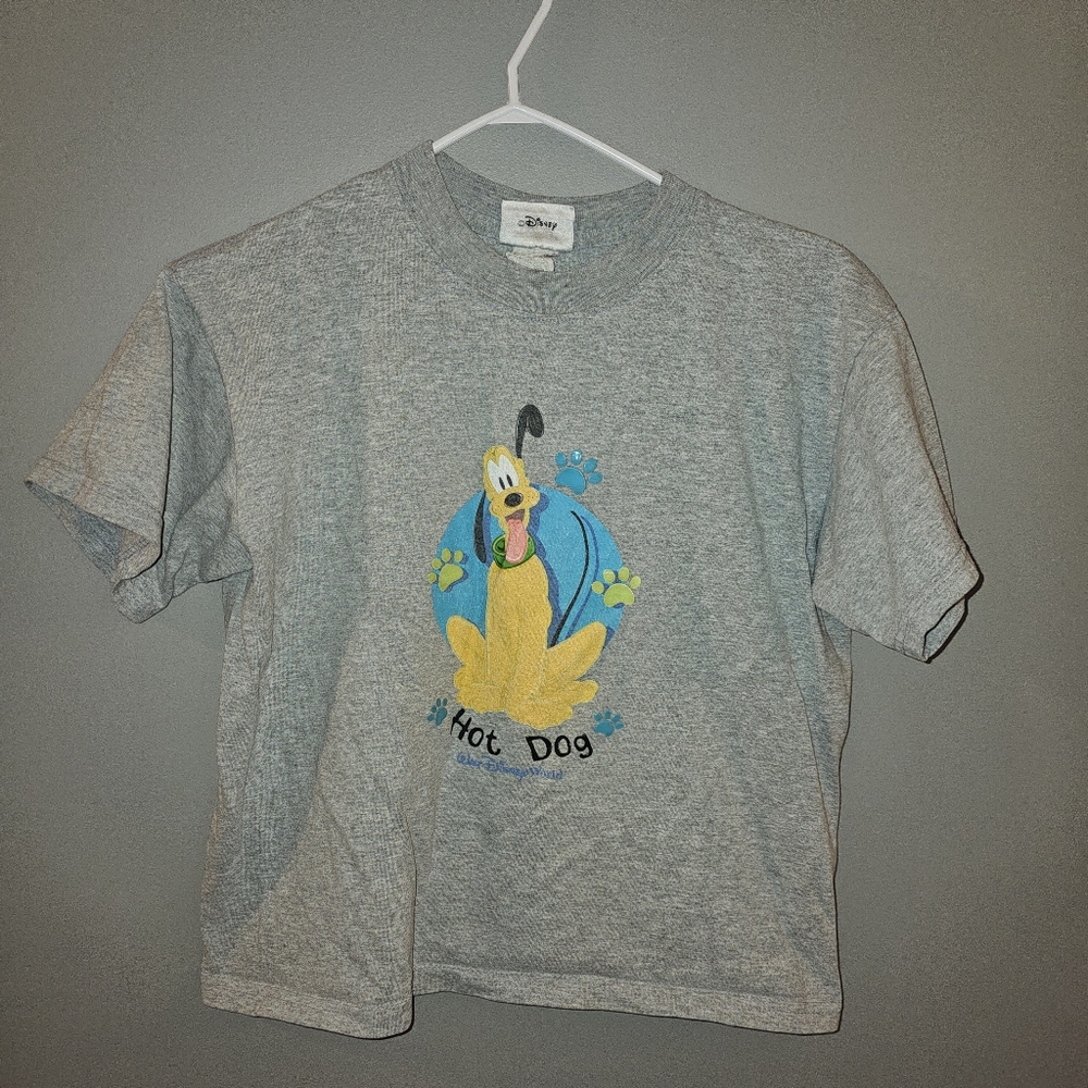 3/20.00. Vintage Kids Disney Tshirt